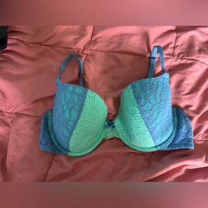 Victoria’s Secret Two Tone Lace Bra
